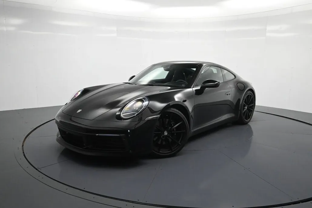 2022 Porsche 911 S photo 1