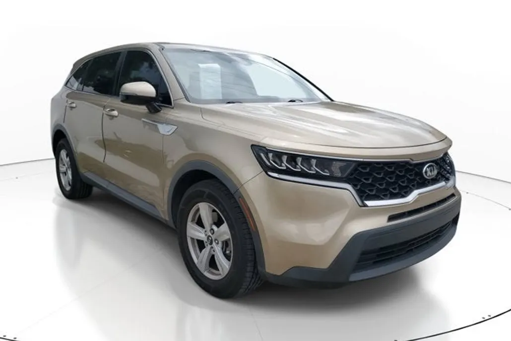 2021 Kia Sorento LX photo 1