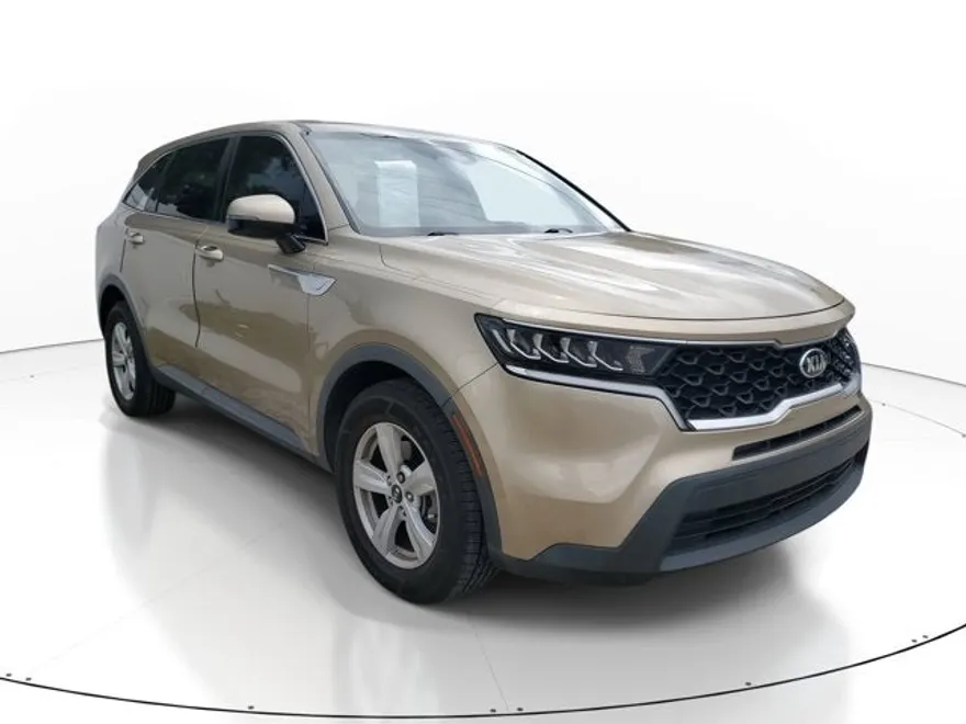2021 Kia Sorento LX photo 1
