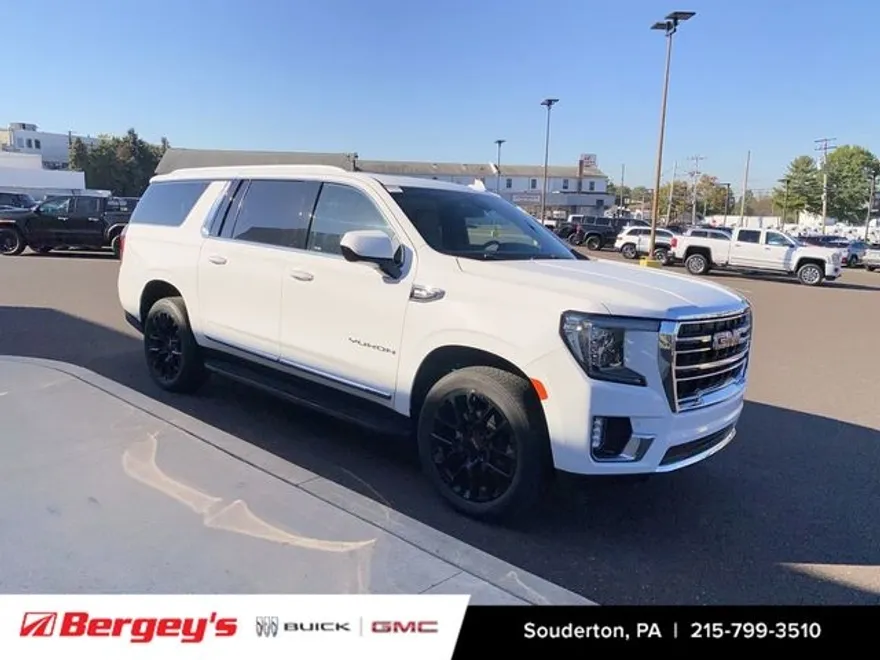 2023 Gmc Yukon XL SLT photo 1