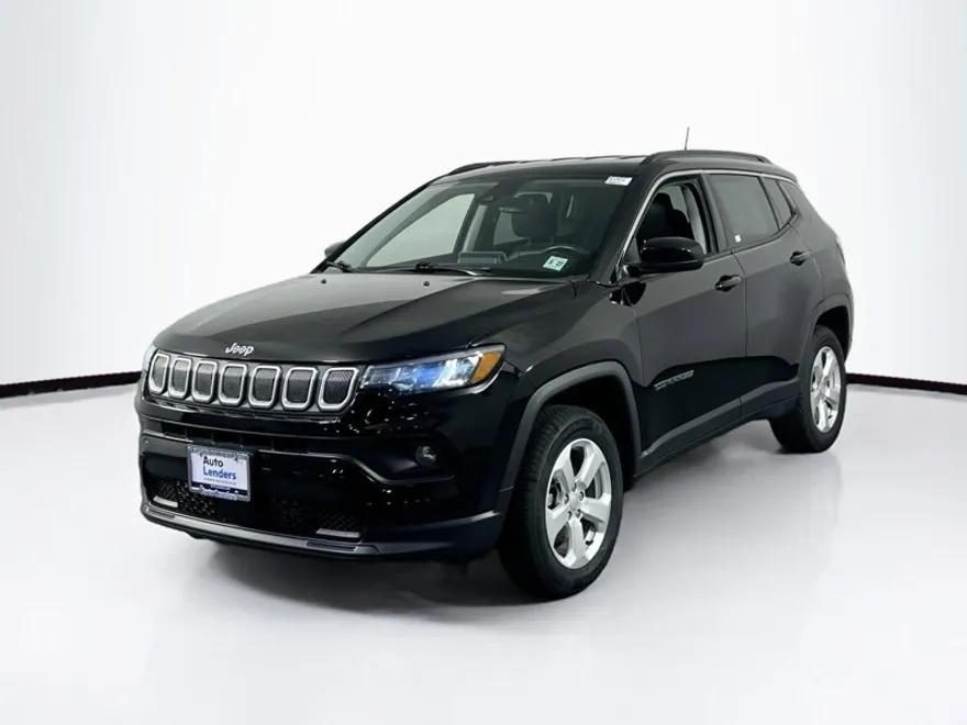 2022 Jeep Compass Latitude photo 1
