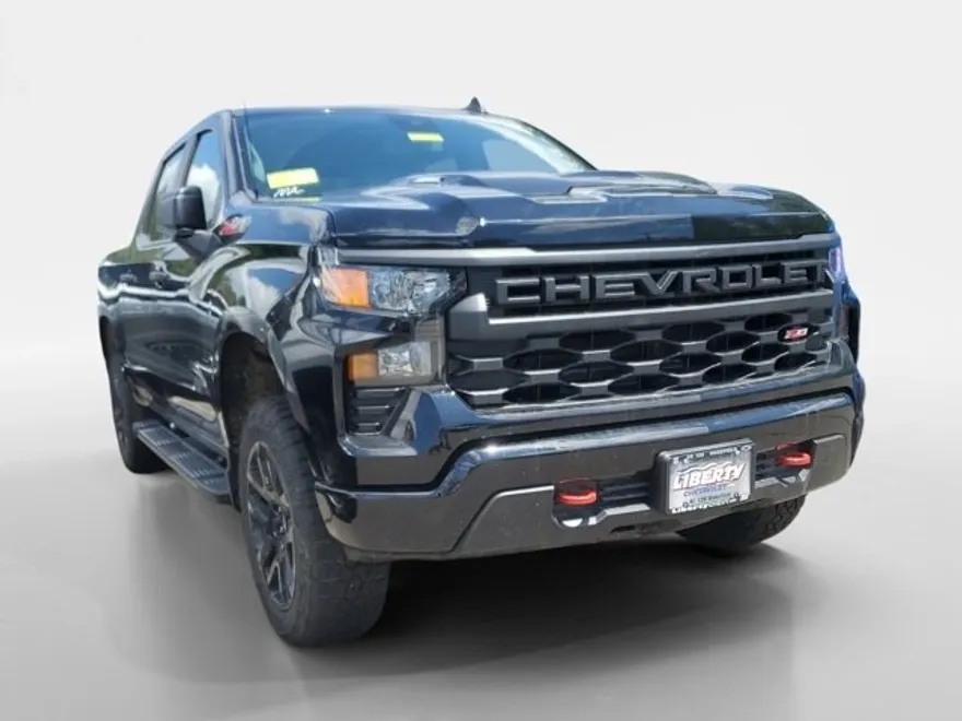 2025 Chevrolet Silverado Trail Boss Custom photo 1