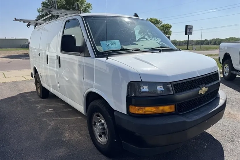 2020 Chevrolet Express Cargo Van photo 1
