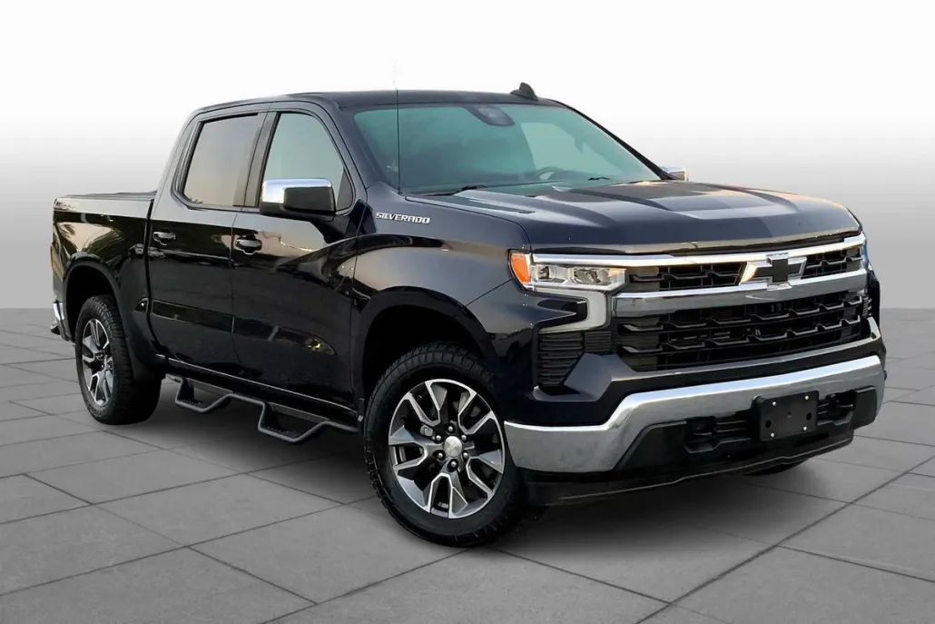 2022 Chevrolet Silverado 1500 LT photo 1