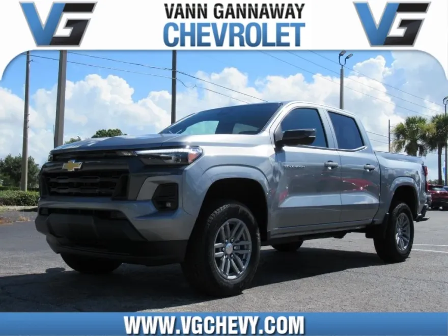 2026 Chevrolet Colorado LT photo 1