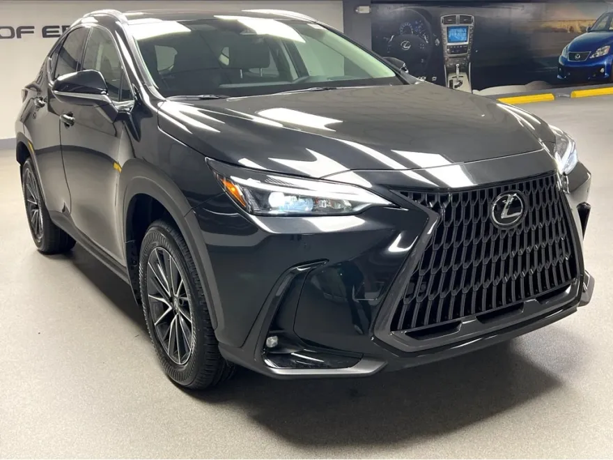 2026 Lexus NX 350 Premium photo 1