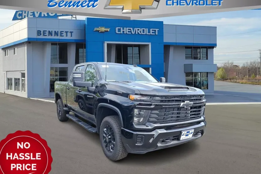 2025 Chevrolet Silverado 2500HD Custom photo 1