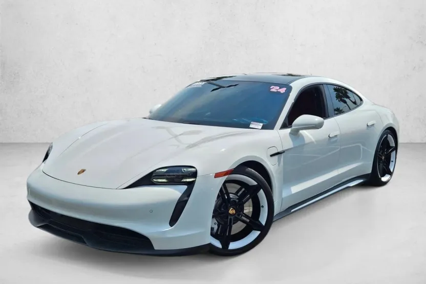 2024 Porsche Taycan 4S photo 1