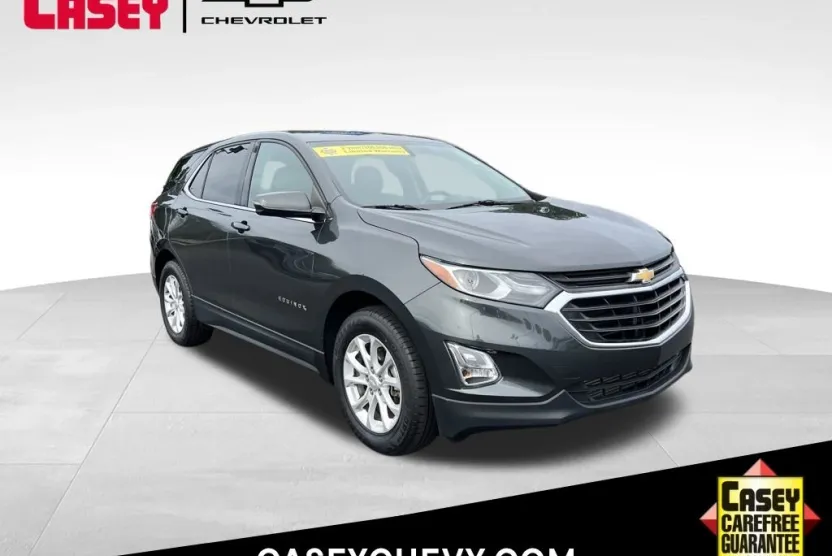 2018 Chevrolet Equinox LT photo 1
