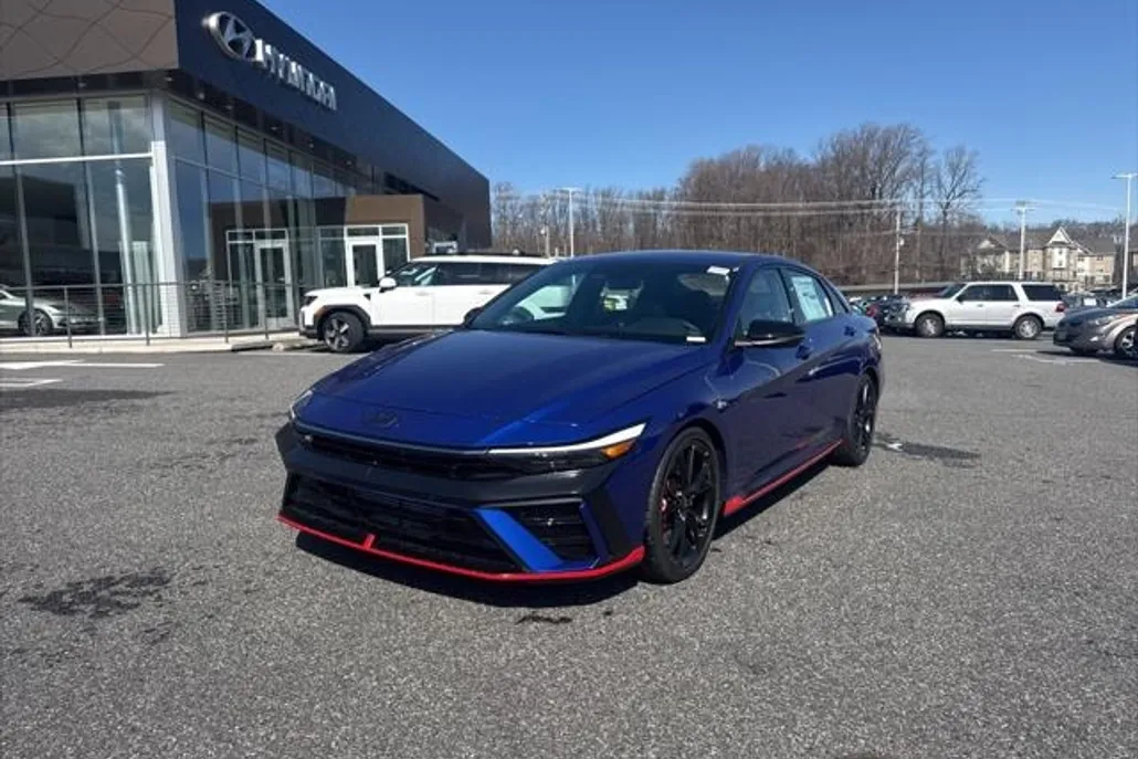 2025 Hyundai Elantra N Base photo 1