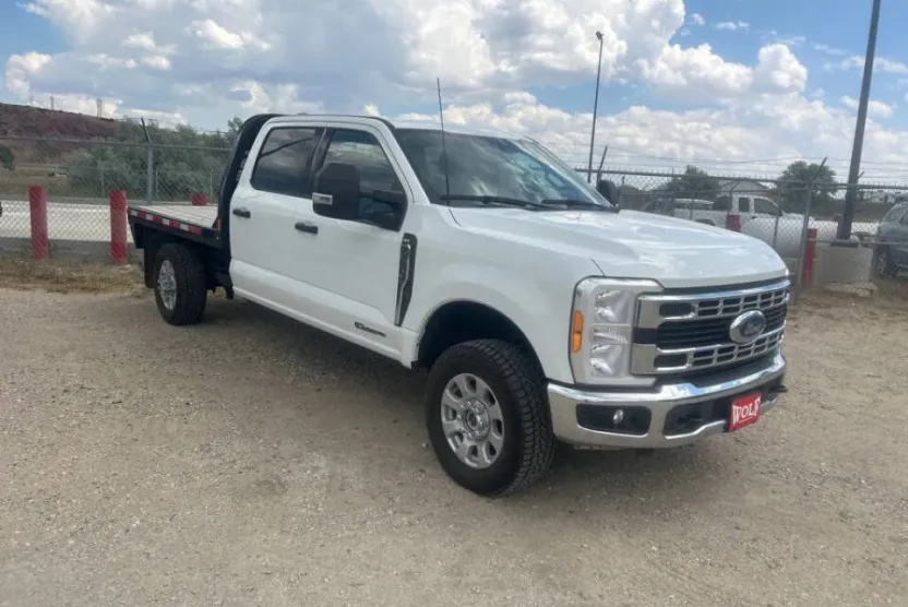 2023 Ford F-350 XL photo 1