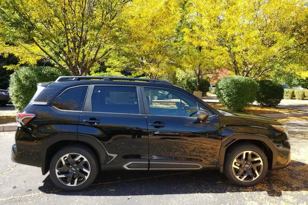 2025 Subaru Forester Limited photo 1