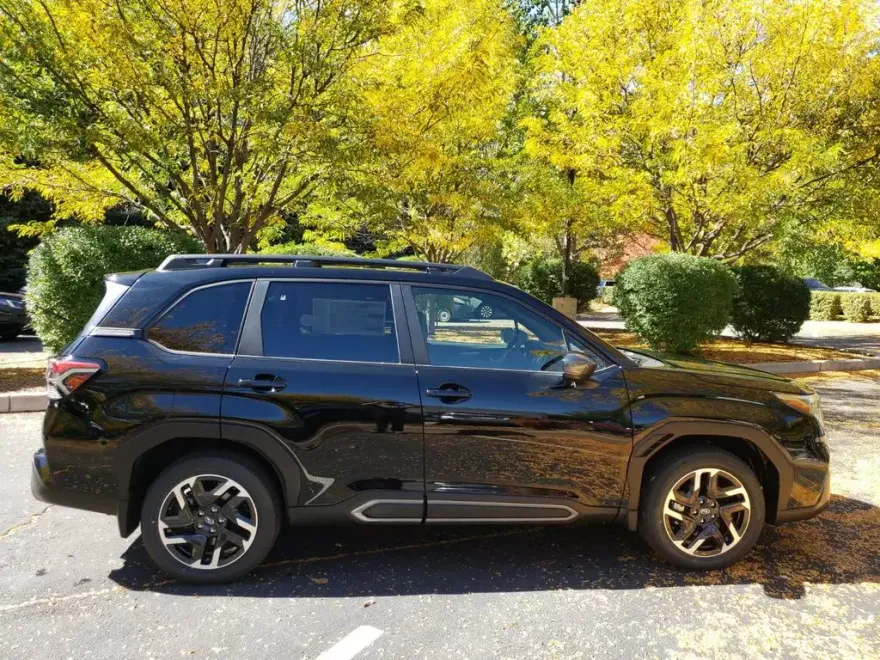 2025 Subaru Forester Limited photo 1
