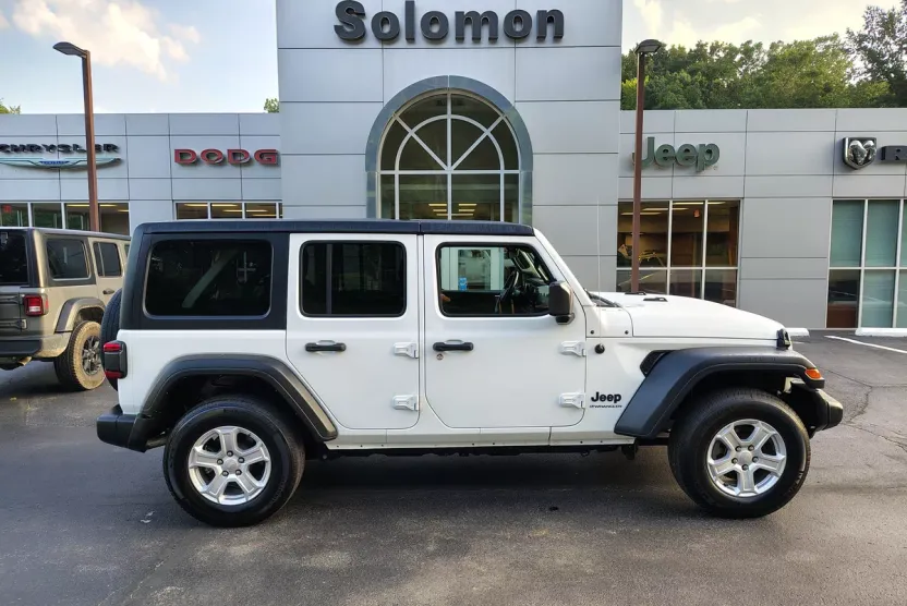 2023 Jeep Wrangler Sport S photo 1