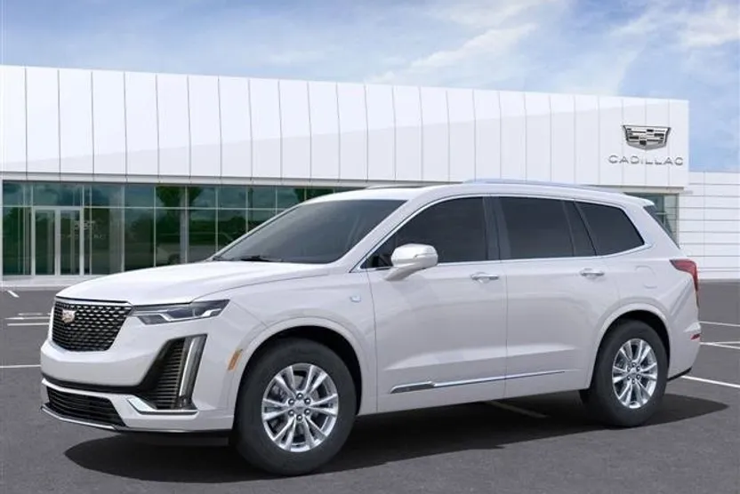 2025 Cadillac XT6 Luxury photo 1