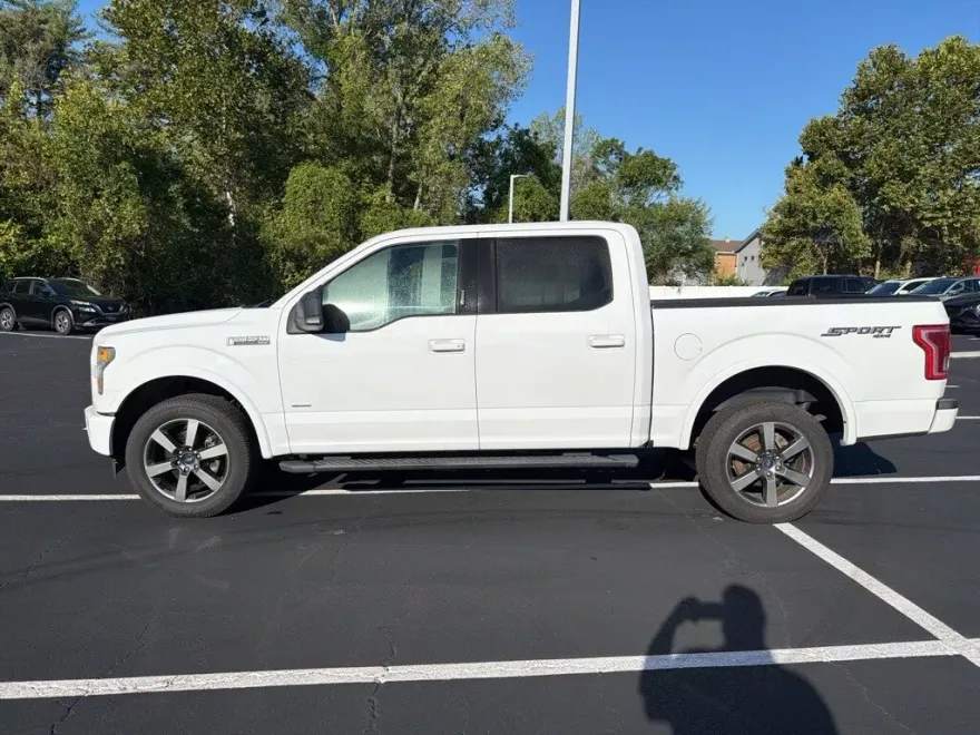 2017 Ford F-150 XLT photo 1