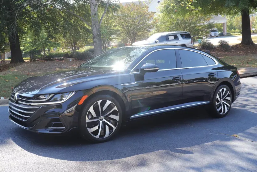 2022 Volkswagen Arteon SEL R-Line photo 1