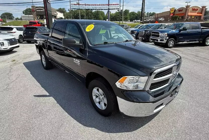 2022 Ram 1500 Classic SLT photo 1