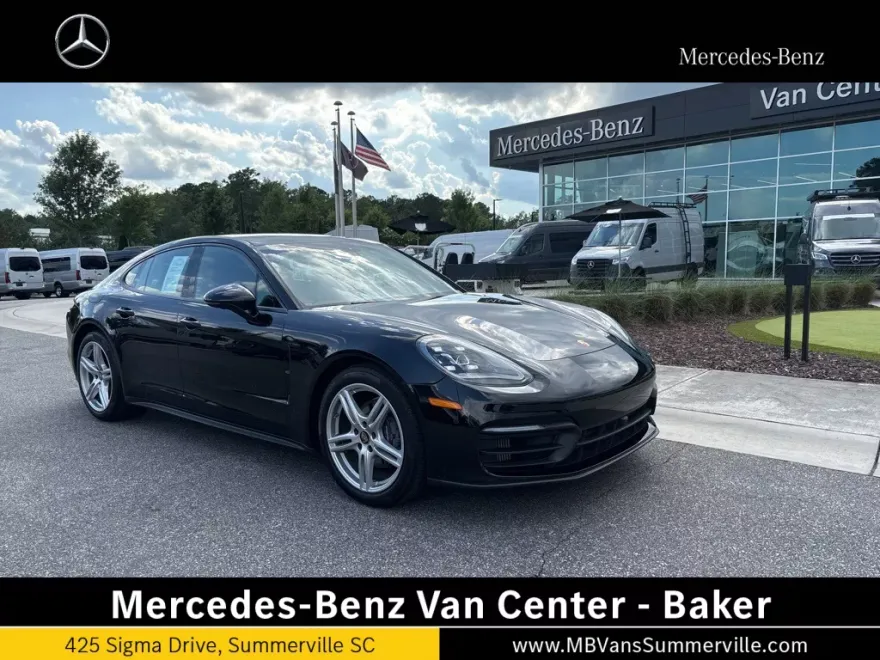 2021 Porsche Panamera 4 photo 1