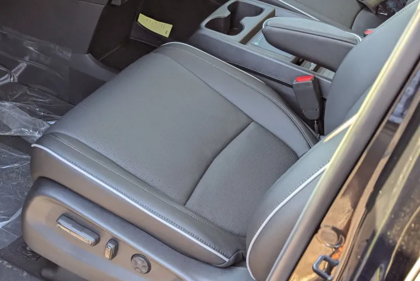 2026 Honda Odyssey Elite photo 1