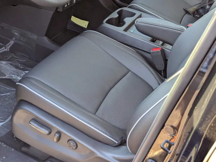 2026 Honda Odyssey Elite photo 1