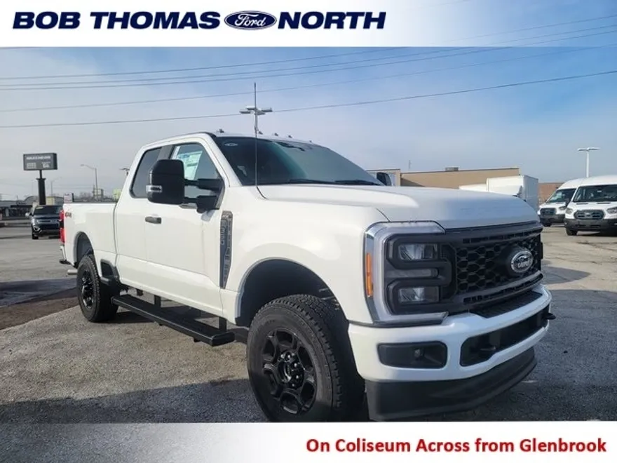 2023 Ford F-350 XL photo 1
