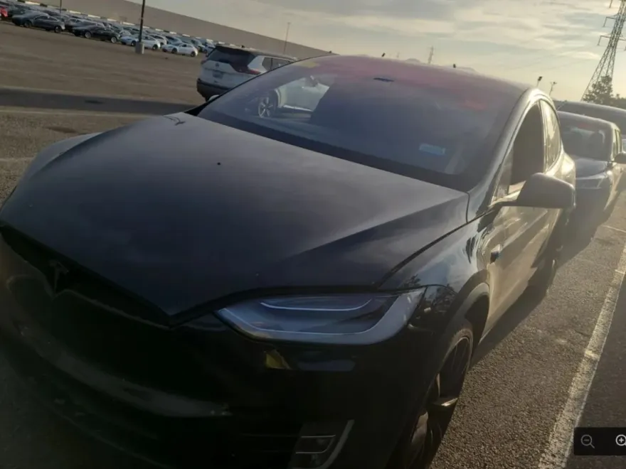 2020 Tesla Model X Long Range photo 1