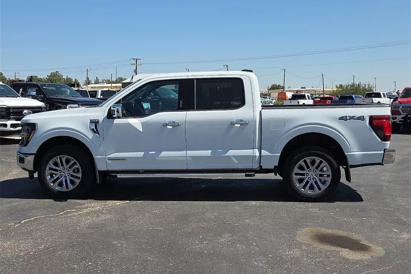 2024 Ford F-150 XLT photo 1