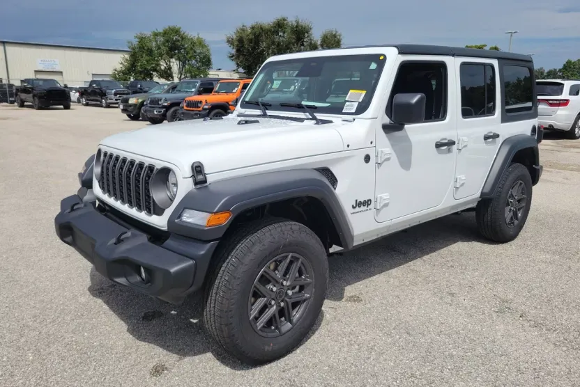 2025 Jeep Wrangler Sport S photo 1