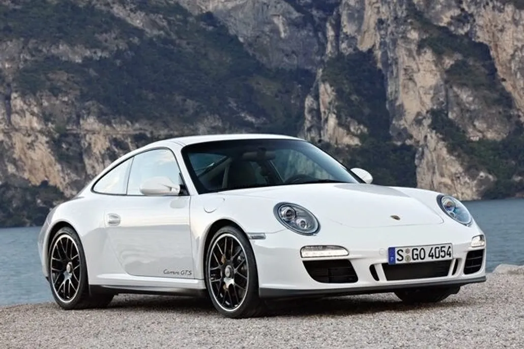 2011 Porsche 911 GTS photo 1