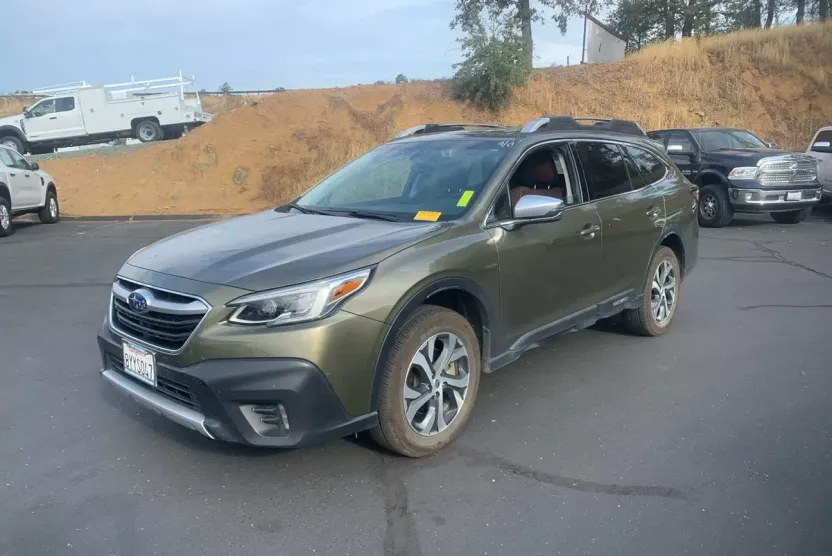 2022 Subaru Outback Touring XT photo 1