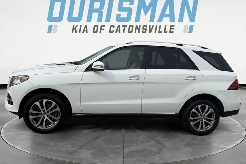 2019 Mercedes Benz GLE 400 photo 1