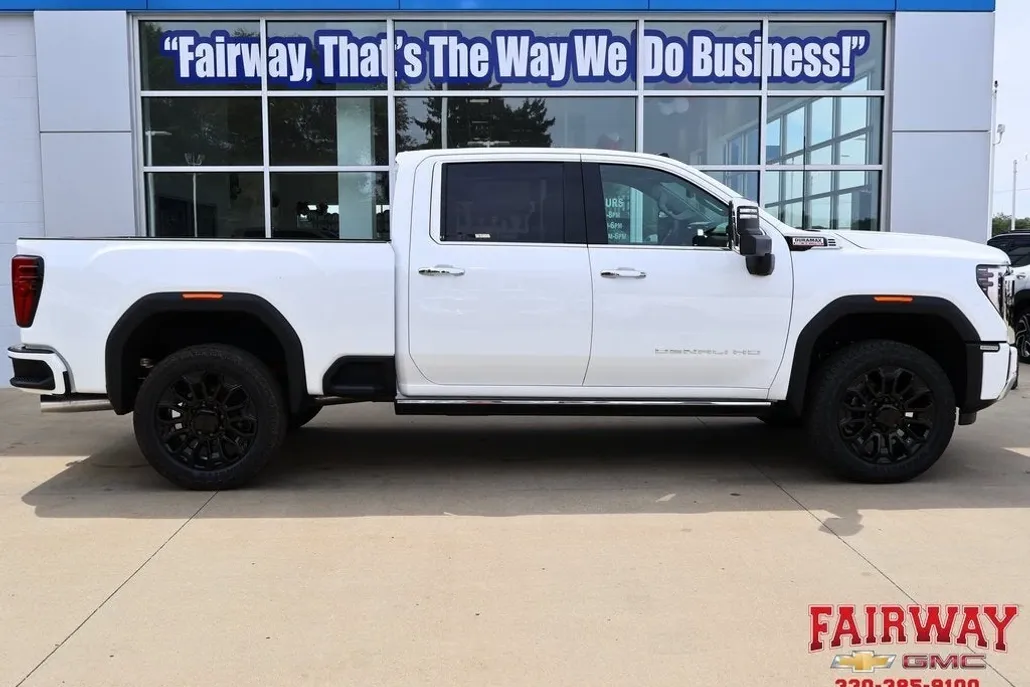 2025 Gmc Sierra 2500 HD Denali photo 1
