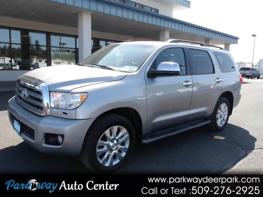 2008 Toyota Sequoia Platinum photo 1