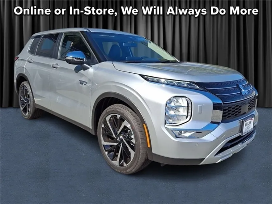 2025 Mitsubishi Outlander PHEV SE photo 1