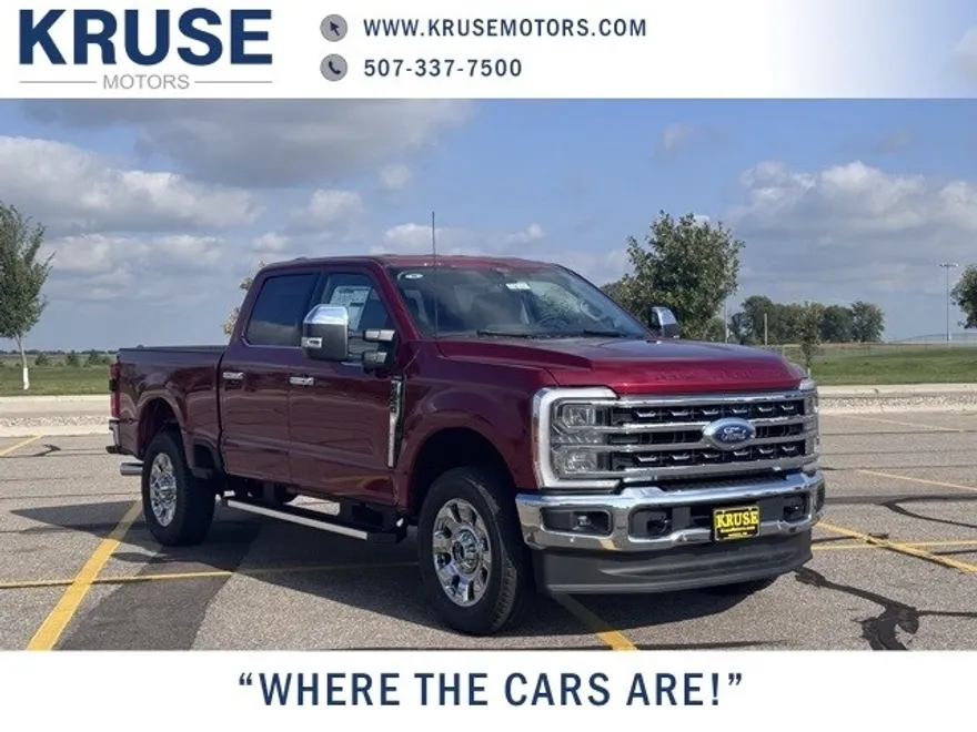 2026 Ford F-250 Lariat photo 1