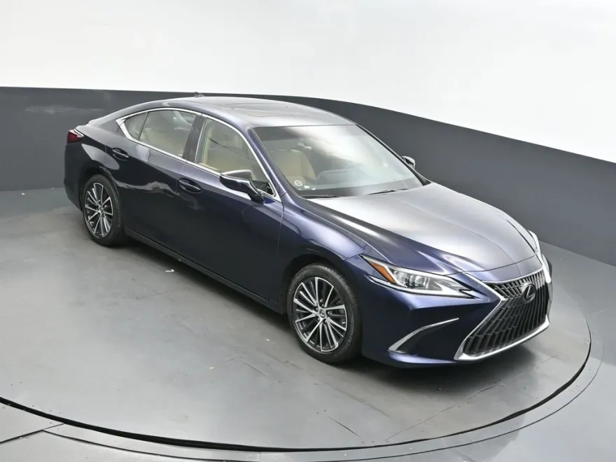2022 Lexus ES 350 photo 1