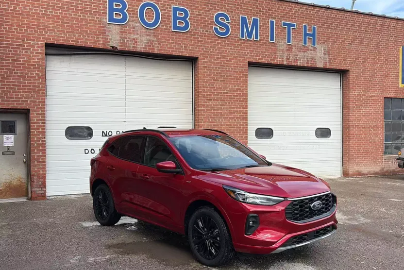 2025 Ford Escape ST-Line Elite photo 1