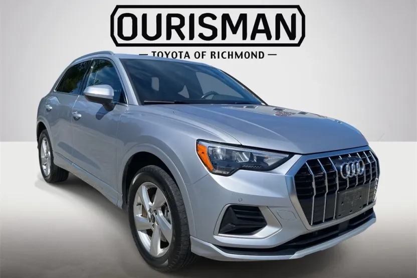 2021 Audi Q3 Premium photo 1