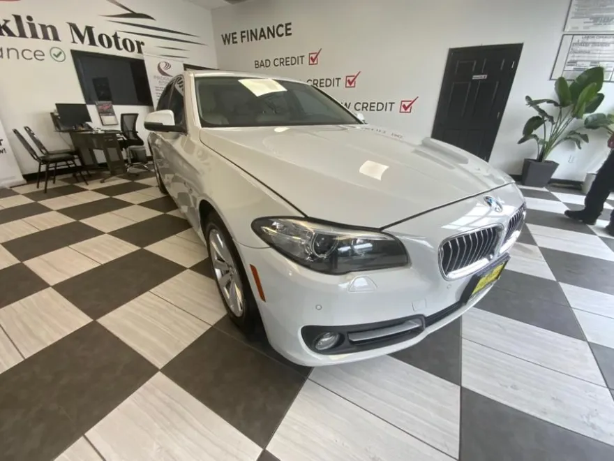 2015 Bmw 528i xDrive Sedan photo 1
