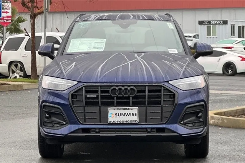 2025 Audi Q5 40 Premium photo 1
