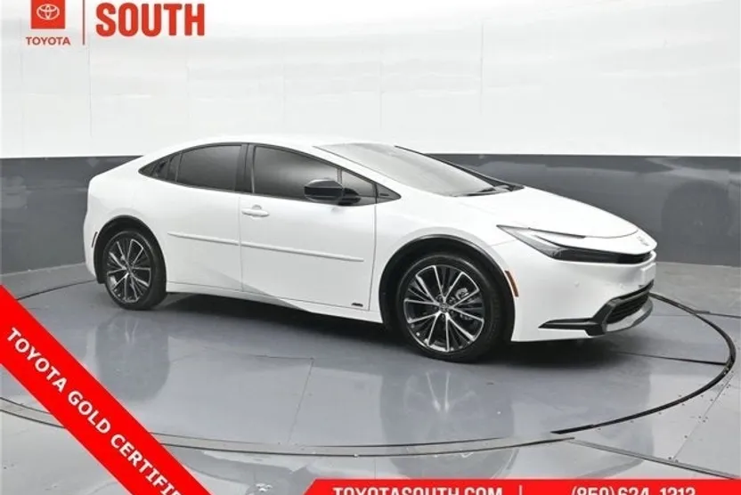 2024 Toyota Prius Limited photo 1