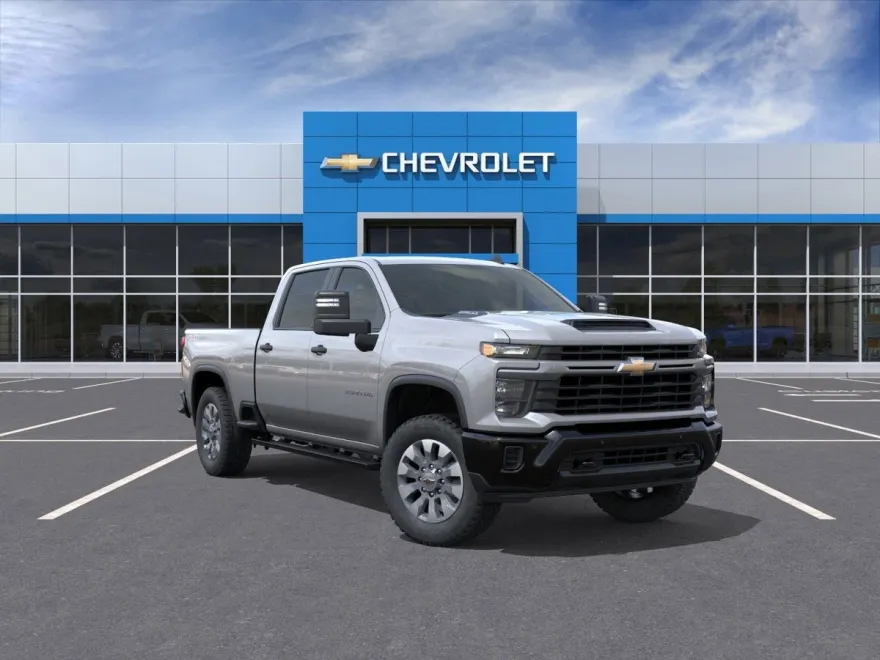 2025 Chevrolet Silverado 2500HD Custom photo 1