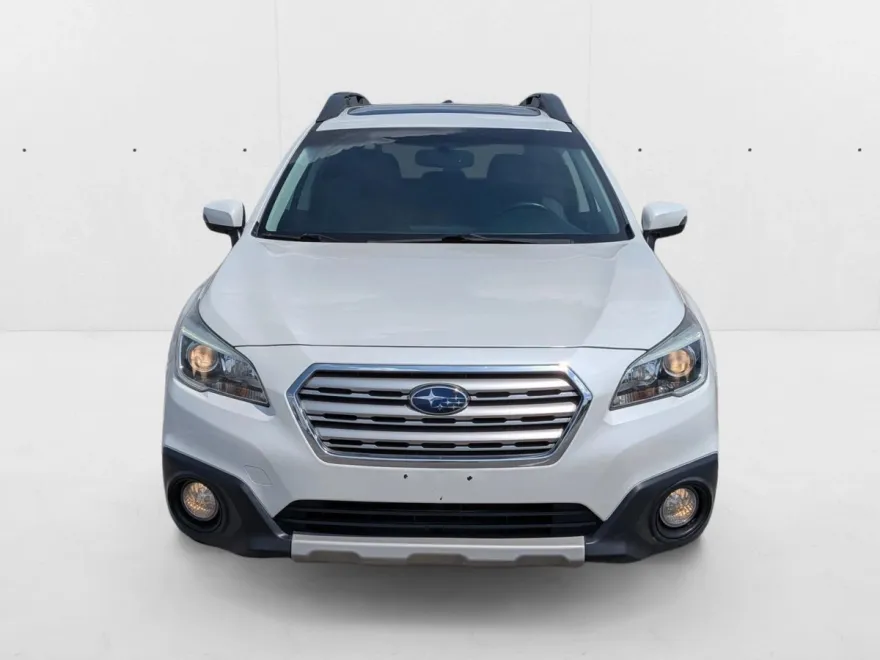 2015 Subaru Outback 2.5i Limited photo 1