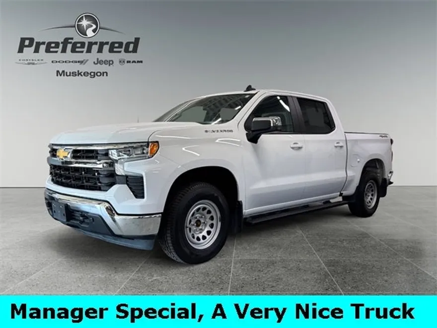 2022 Chevrolet Silverado 1500 LT photo 1