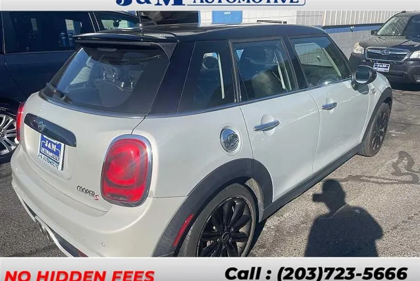 2019 Mini Cooper 4 Door Hardtop S photo 1