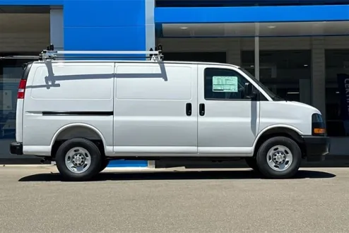 2025 Chevrolet Express Cargo 2500 photo 3