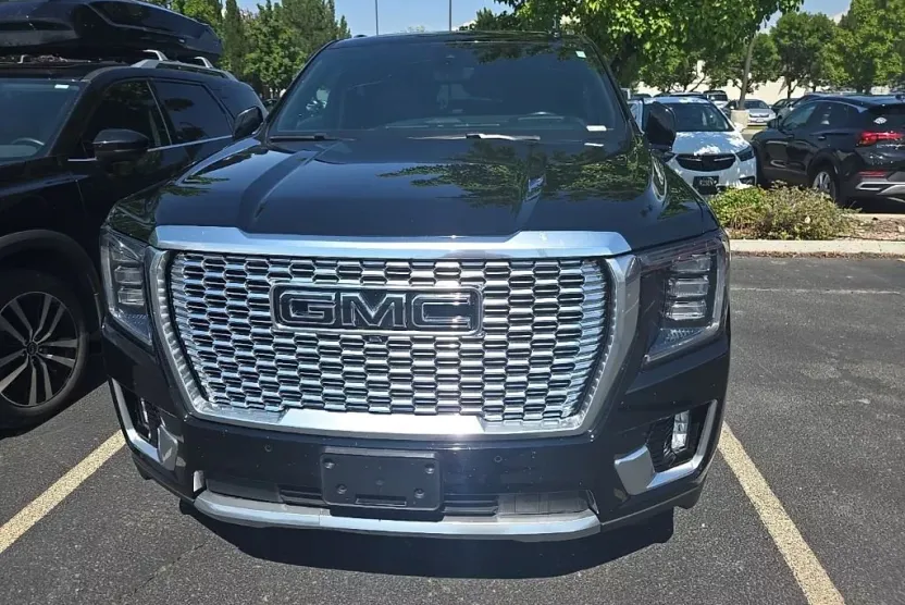 2022 Gmc Yukon XL Denali photo 1