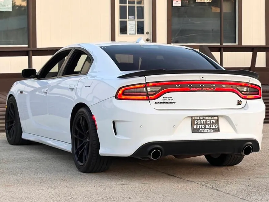 2020 Dodge Charger Scat Pack photo 1