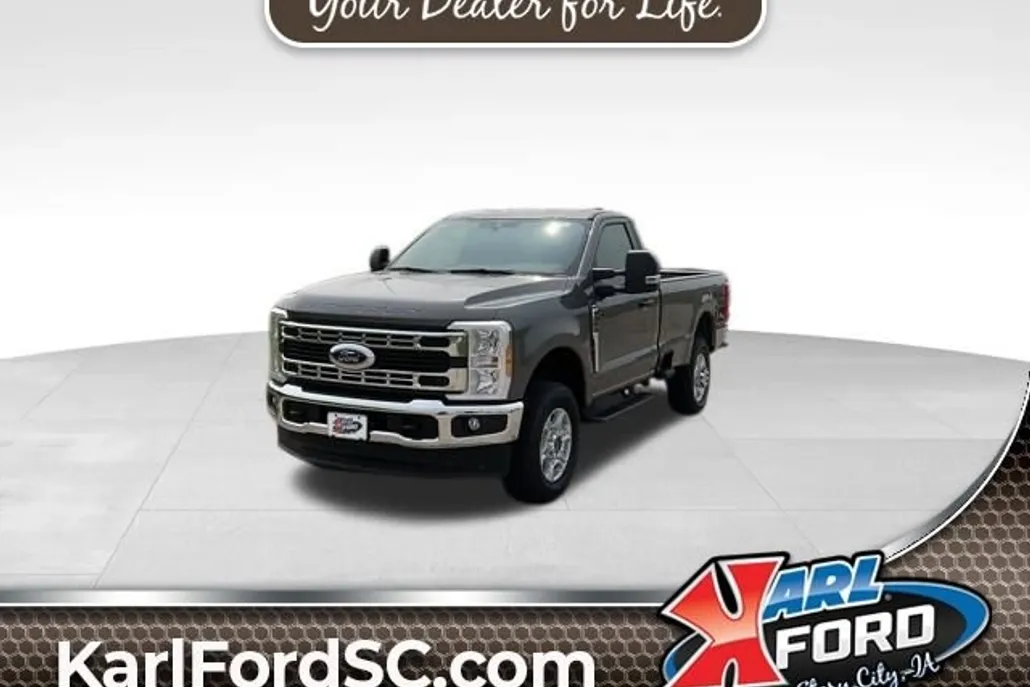 2025 Ford F-350 XLT photo 1